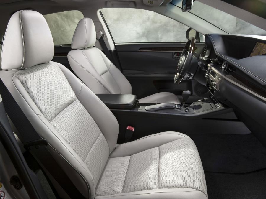  Lexus ES350 2012 года  (фото 11 из 16)